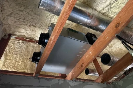 Виробничий цех з вентиляційними установками Mycond з рекуперацією енергії MVS DW