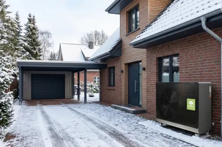 Mycond BeeSmart MHCS 050 проти Daikin Altherma 3 R F+W 11kW: що показує сертифікат HP KEYMARK